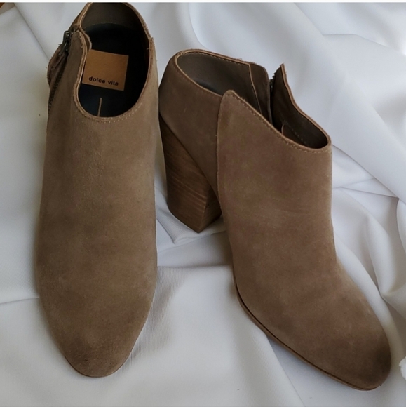 Dolce Vita Mule Booties/ Boots - Picture 5 of 6